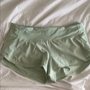COPY - Lululemon speed up short 2.5”